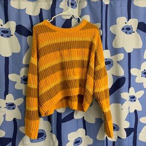 STRIPED YELLOW CROPPED SWEATER